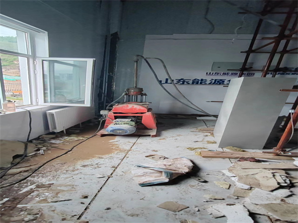 仁和地基基础下沉墙体裂缝加固注浆顶升施工